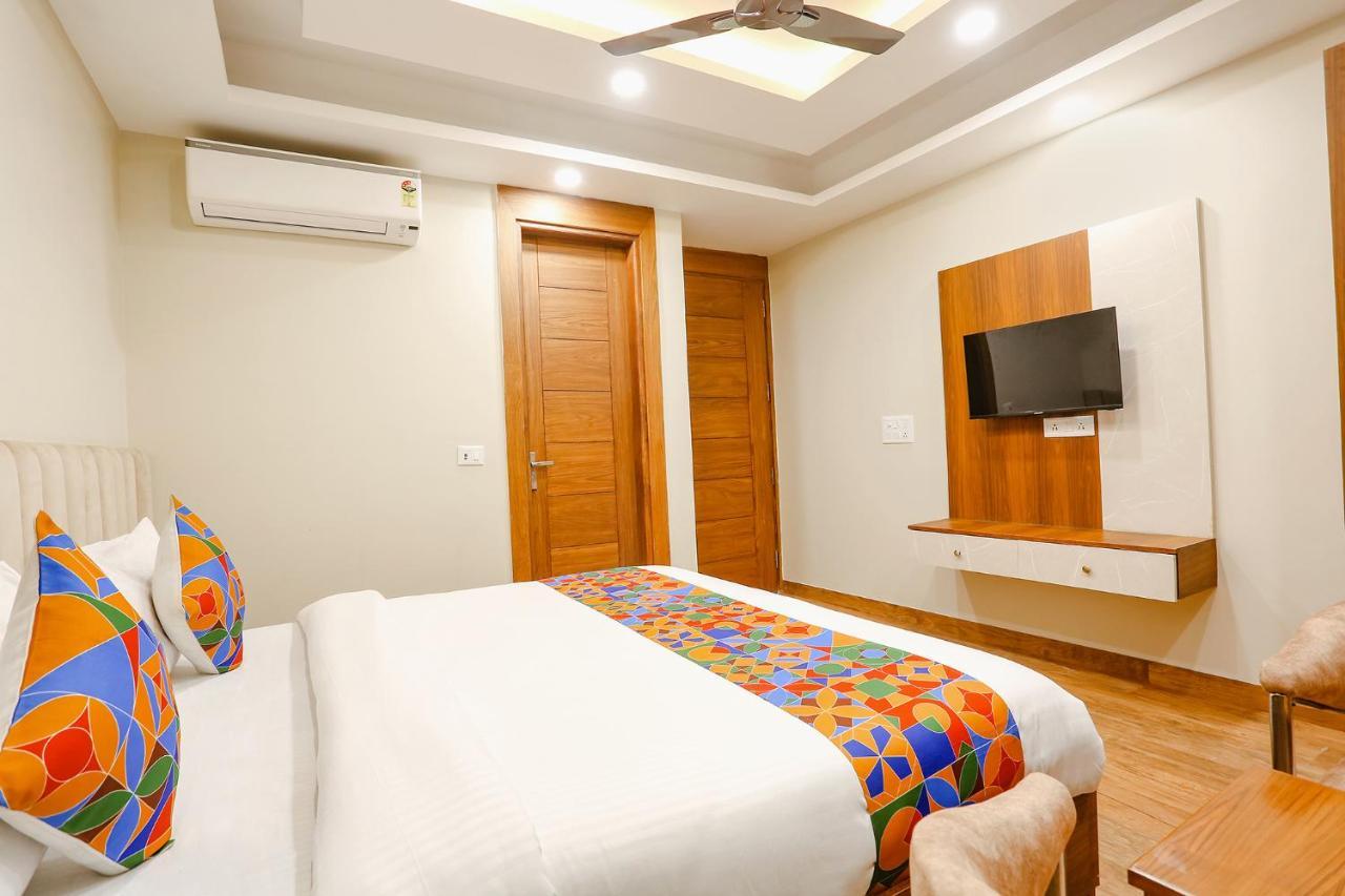 Fabhotel Raahi Retreat Gurgaon Luaran gambar