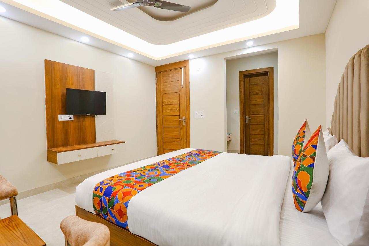 Fabhotel Raahi Retreat Gurgaon Luaran gambar