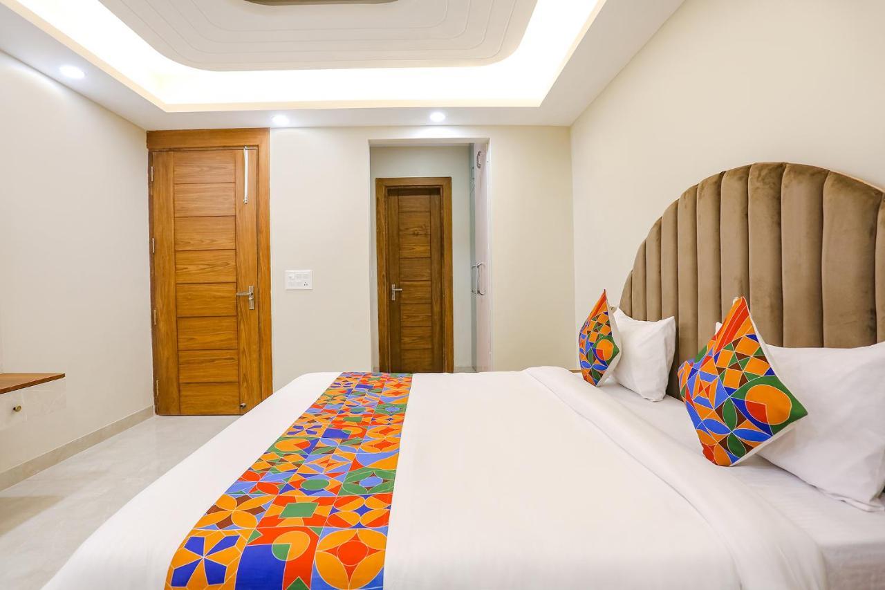 Fabhotel Raahi Retreat Gurgaon Luaran gambar