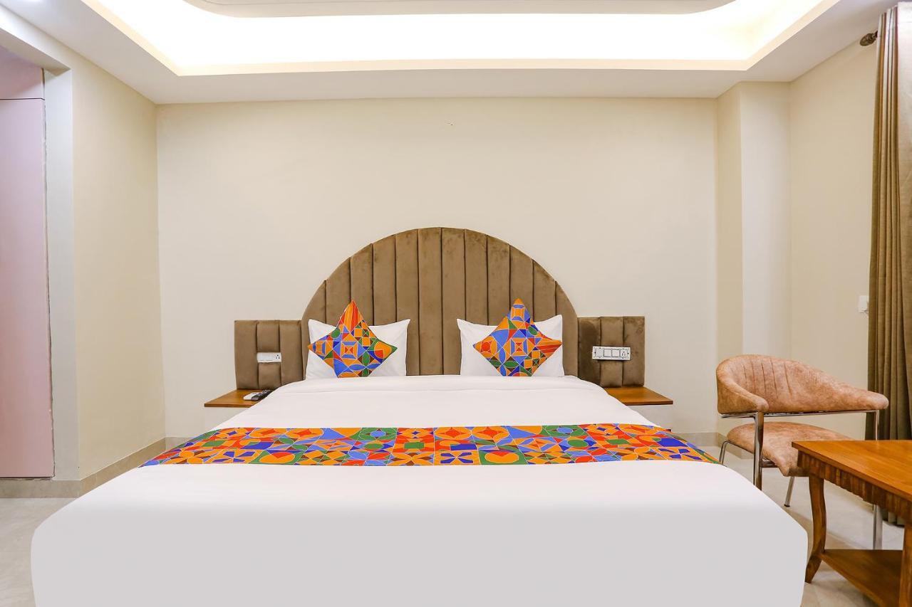 Fabhotel Raahi Retreat Gurgaon Luaran gambar