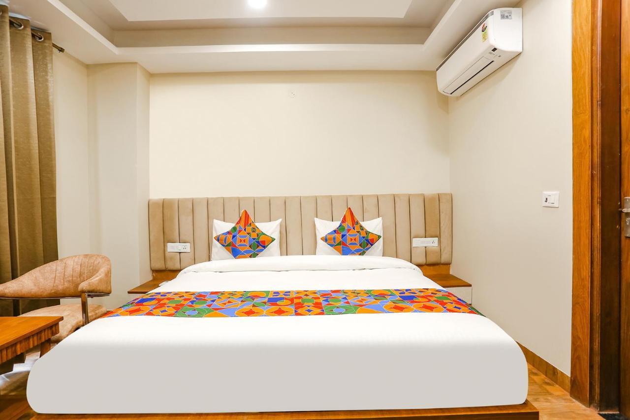 Fabhotel Raahi Retreat Gurgaon Luaran gambar
